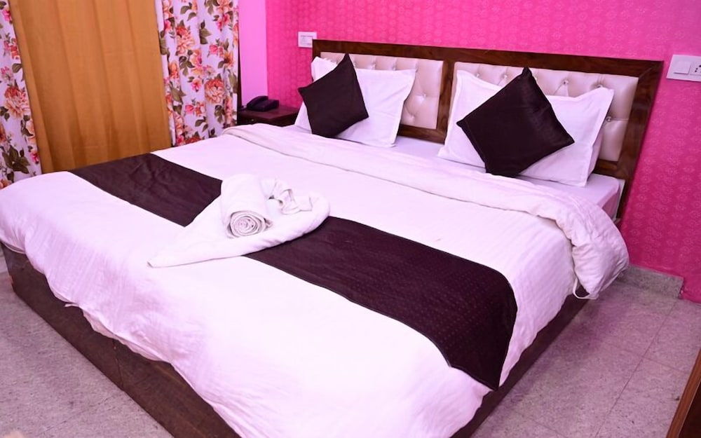 Eden Hotel and Resort