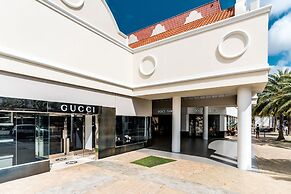 Central Boutique Hotel