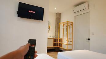 Bourbon Hostal