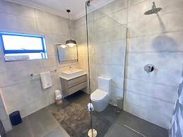 Luxurious Mangethe Suite - 2206
