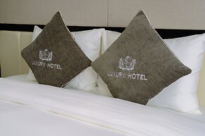 SC Luxury Hotel