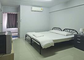 Toucan Bed And Cafe