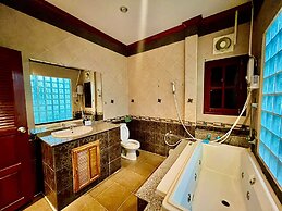 Phupa Beach Resort