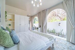 KW by Trava Boutique Hotel