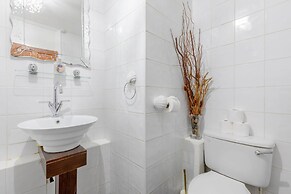 Well Located 2BD Flat 20 Mins to Tower Bridge!