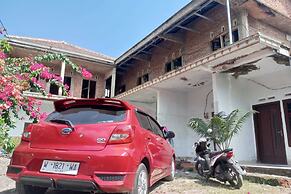 OYO Life 93786 Kost Alamku Syariah
