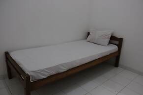 OYO Life 93786 Kost Alamku Syariah