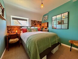 Brightham House Boutique Bed & Breakfast