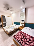 Hotel Raghuveera Palace