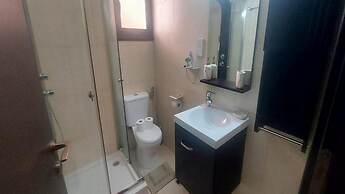 Paramount Gardens Resorts C201