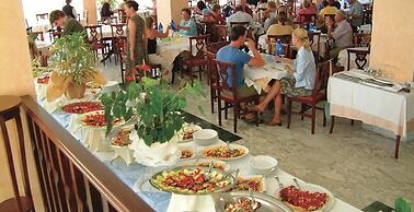 Club Malaspina Hotel & Resort