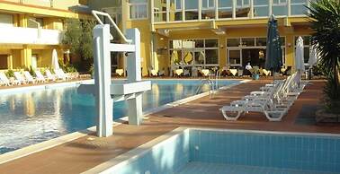 Club Malaspina Hotel & Resort
