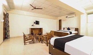 Fabhotel Avyay