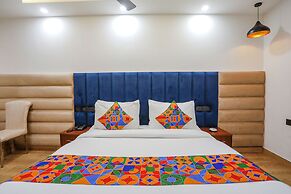 FabHotel RS Golden