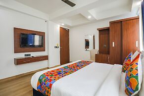 FabHotel RS Golden