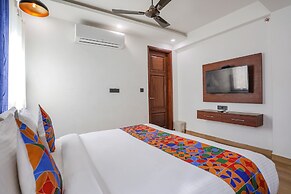 FabHotel RS Golden