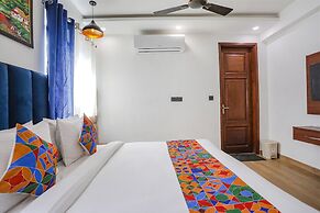 FabHotel RS Golden