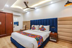FabHotel RS Golden