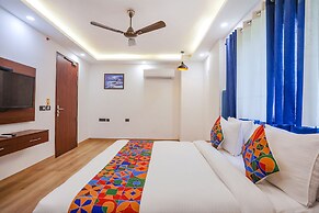 FabHotel RS Golden