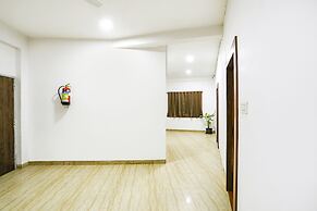 Fabhotel Duke Inn