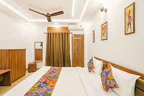 Fabhotel Duke Inn