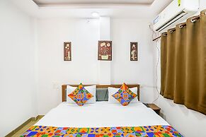 Fabhotel Duke Inn