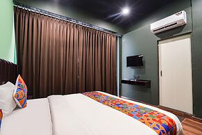 Fabhotel Niraant