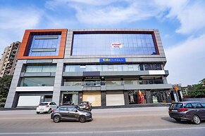 Fabhotel Niraant