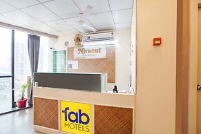 Fabhotel Niraant