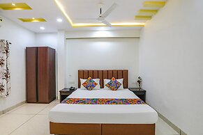Fabhotel Dhruva