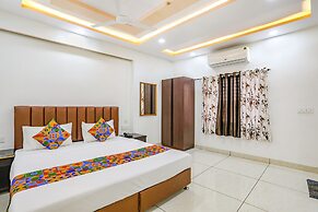 Fabhotel Dhruva