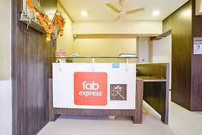 FabHotel Kuber