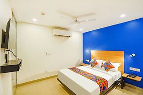 Fabhotel Moon