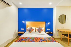 Fabhotel Moon