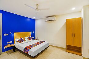 Fabhotel Moon