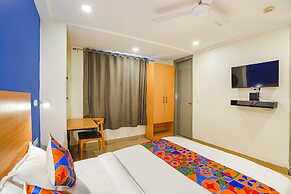 Fabhotel Moon