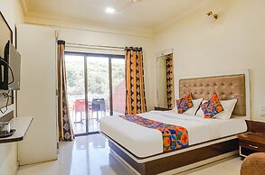 FabHotel The Royal Heritage