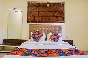 FabHotel The Royal Heritage