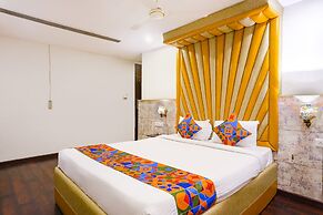 Fabhotel Wr Grand