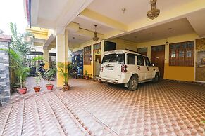 FabHotel The Hudco Grand