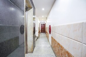 Fabhotel Century Gardens