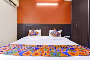 Fabhotel Sanjay Palace