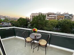 Four Seasons Apartment in Athens