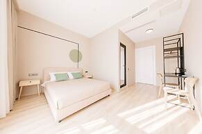 Doors Hotel