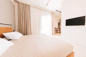 Doors Hotel