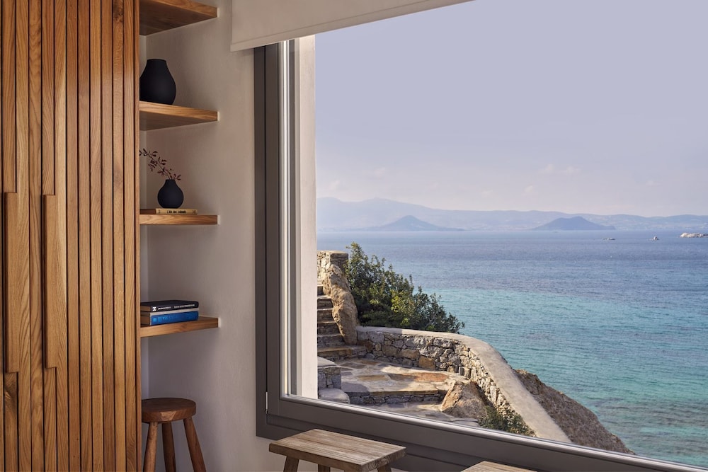 Naxea Villas II