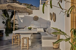 Naxea Villas II