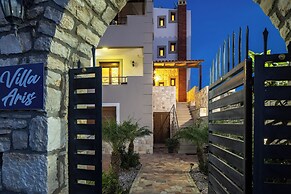 Villa Aris: A Serene Experience, 3BRs, Pool & Bbq