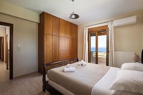 Villa Aris: A Serene Experience, 3BRs, Pool & Bbq