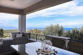 Villa Aris: A Serene Experience, 3BRs, Pool & Bbq